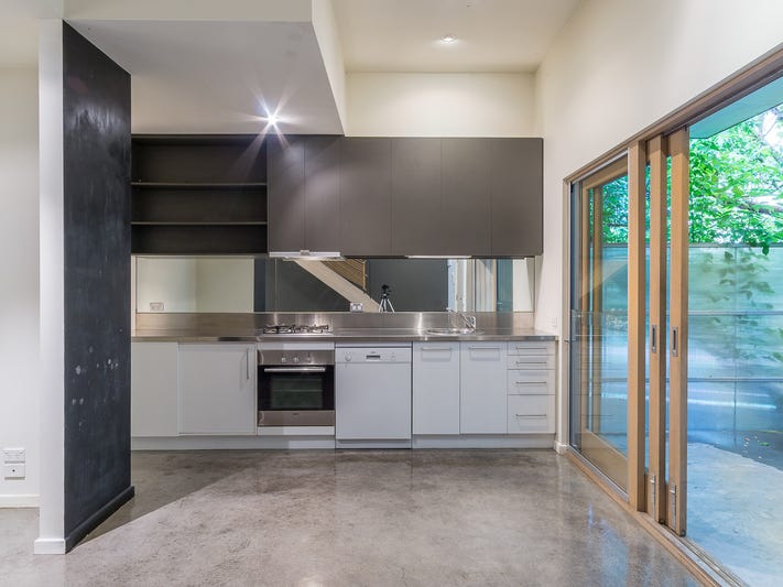 TRENDY WAREHOUSE STYLE LIVING 3