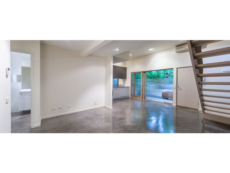 TRENDY WAREHOUSE STYLE LIVING 4
