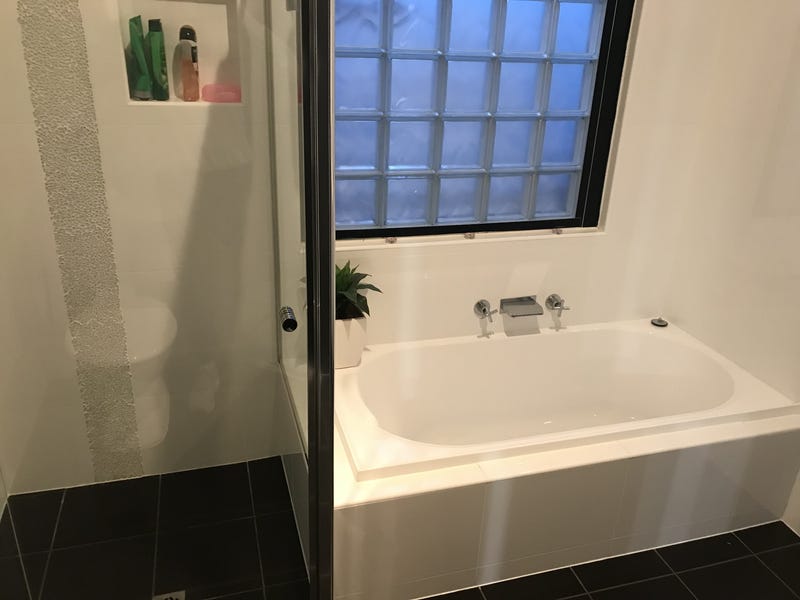 Renovated split level home 10