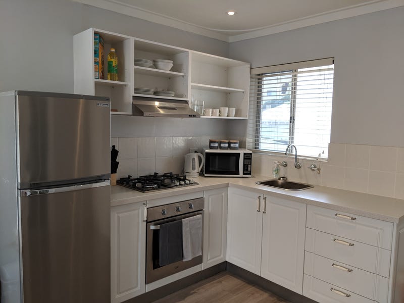 Cafe lifestyle in a renovated 11