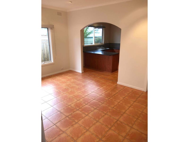 Family Home, pet friendly with 5