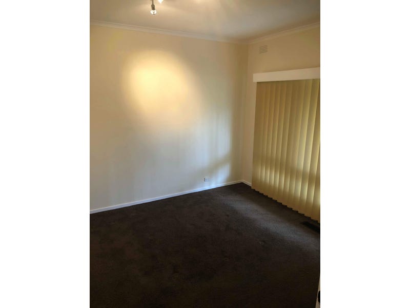 Family Home, pet friendly with 8