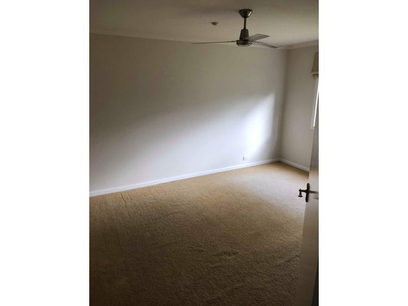 Family Home, pet friendly with 10