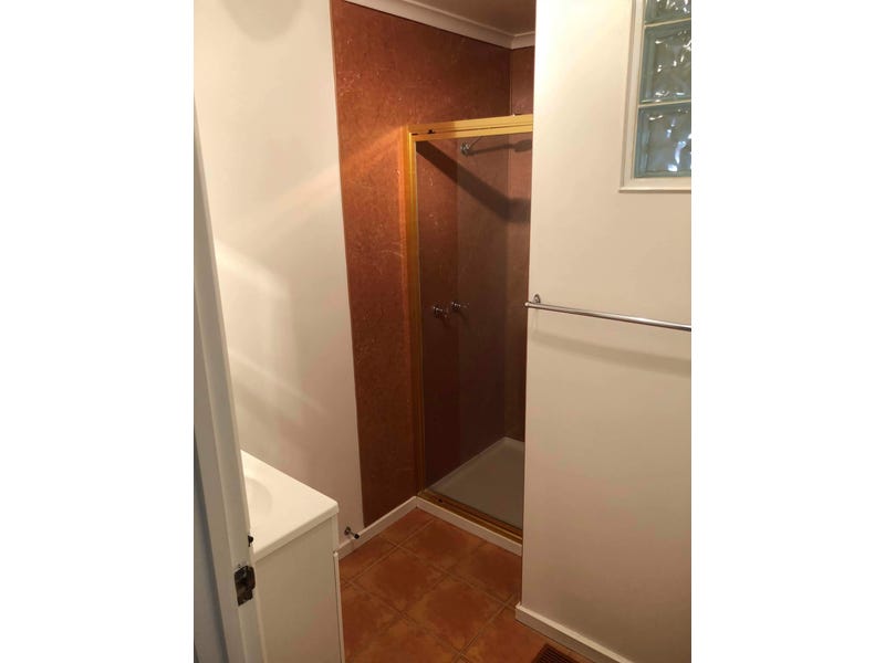 Family Home, pet friendly with 12