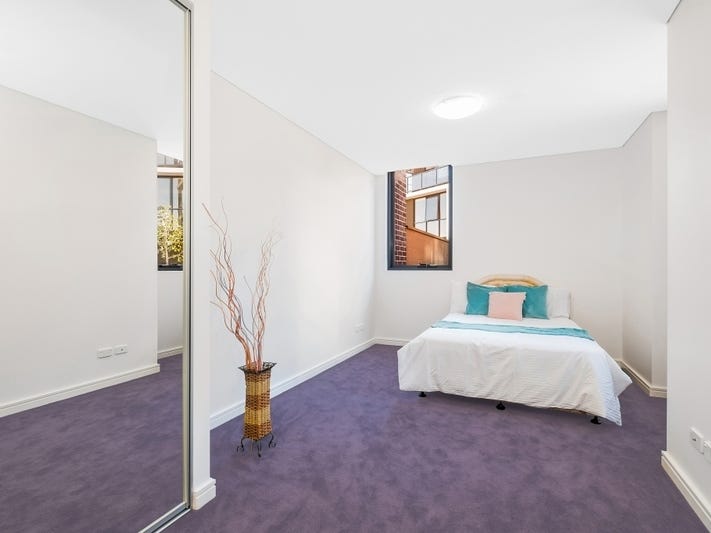 Brand New Courtyard Apartment 5