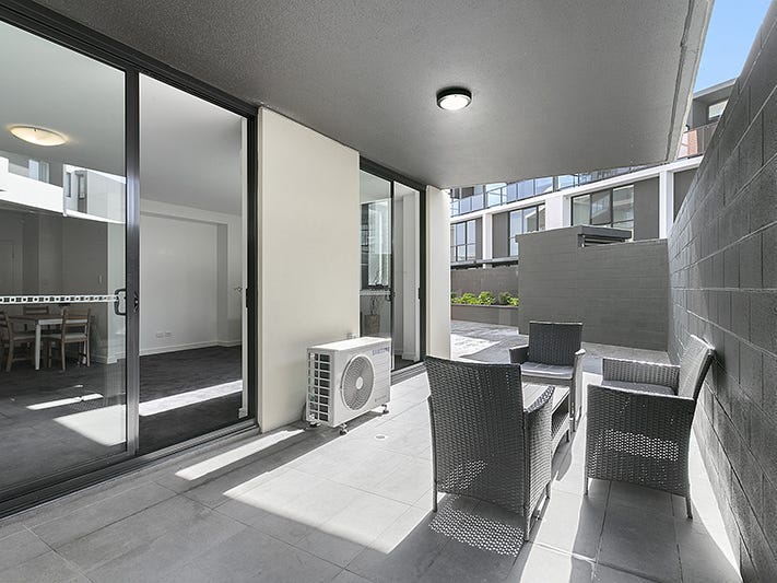 Brand New Courtyard Apartment 7