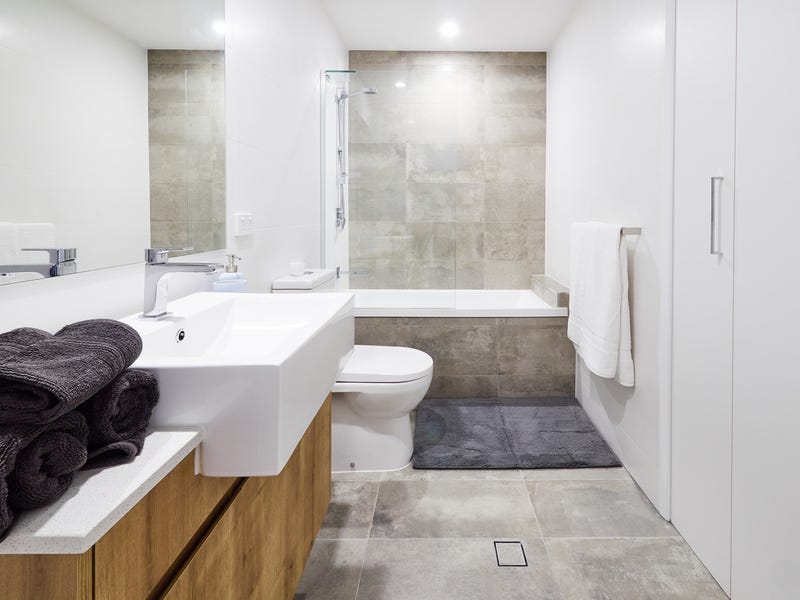 Fully Furnished Unit in Yeerongpilly 6