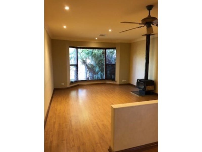 Lovely 3 bedroom home with 5