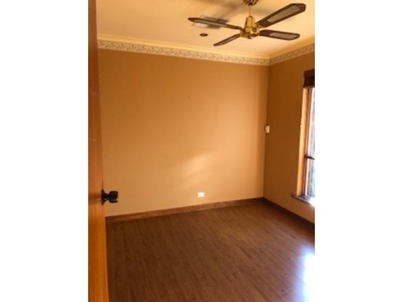 Lovely 3 bedroom home with 8