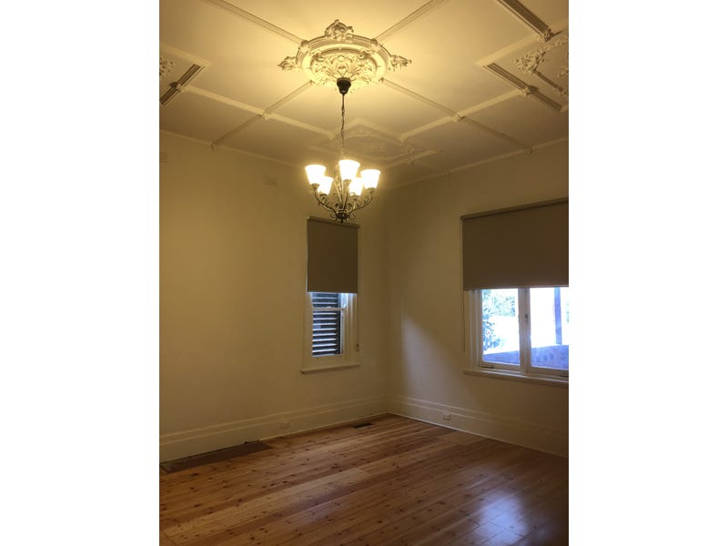 NEWLY RENOVATED HOME IN SOUGHT 4