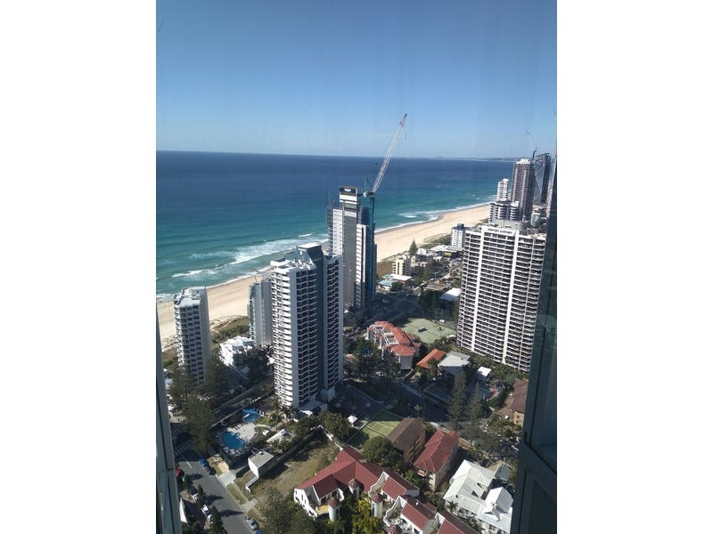 Q1 Resort Ocean & Mountain View Apartment – Surfers Paradise
