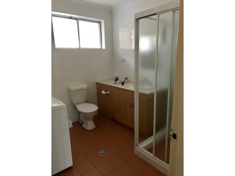 2 Bedroom Unit close to 7