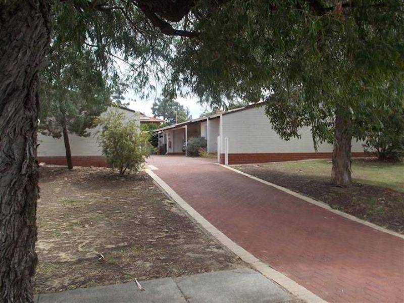 Neat and newly renovated unit in the heart of Mount Lawley