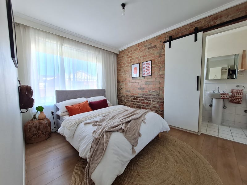 Top floor apartment
