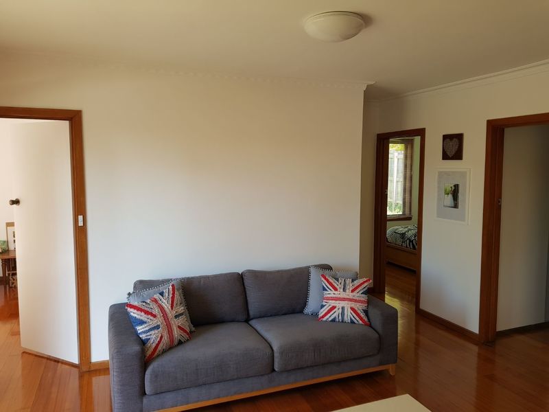 Spacious 4 bedroom/3 bedroom and 8