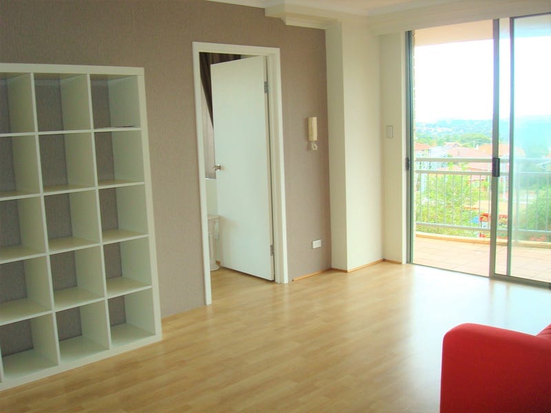 Beautiful 3 bedroom apartment with 2