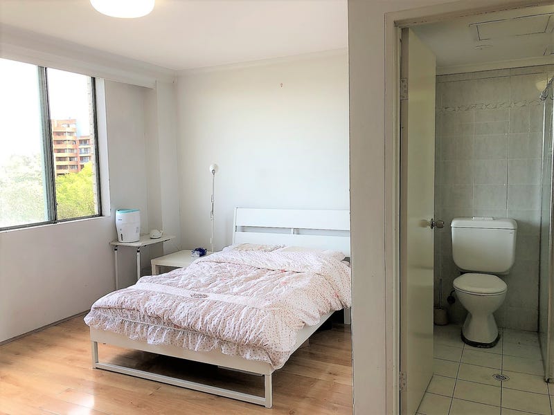 Beautiful 3 bedroom apartment with 5