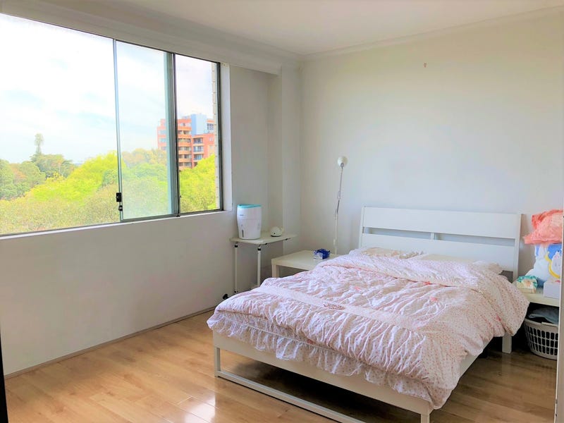 Beautiful 3 bedroom apartment with 6