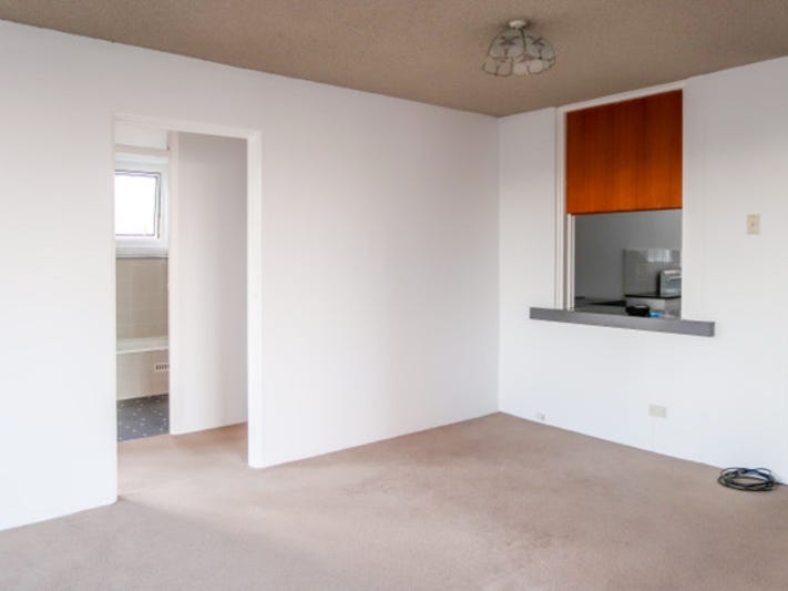 Bright and Airy with Ocean 4