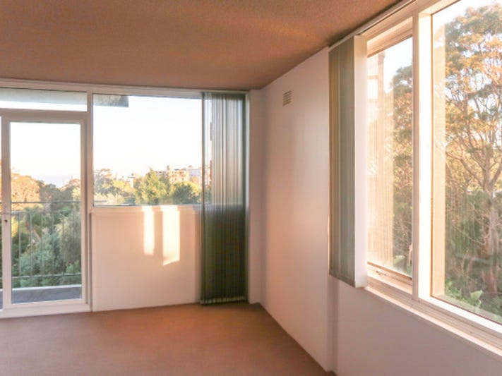 Bright and Airy with Ocean 5