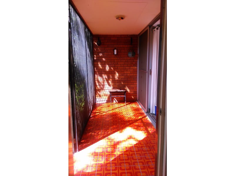 Toowong unit 2/33 Jephson st $340 a week
