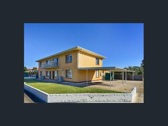 SPACIOUS 2 BEDROOM UNIT