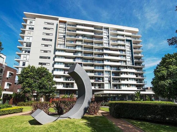 DEPOSIT TAKEN – Resort Living 7