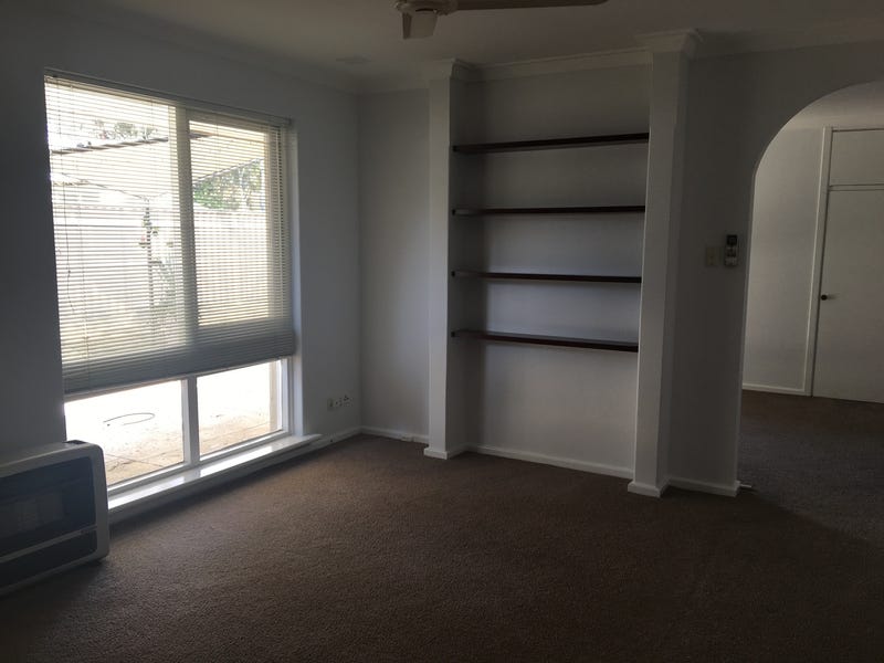 Quiet Western Suburbs Duplex 4