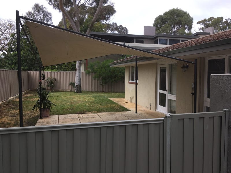 Quiet Western Suburbs Duplex 8