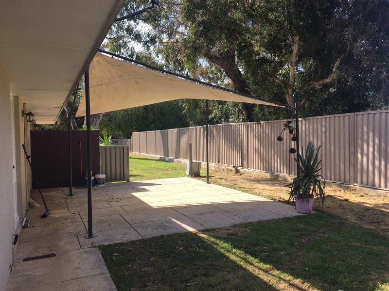 Quiet Western Suburbs Duplex 9