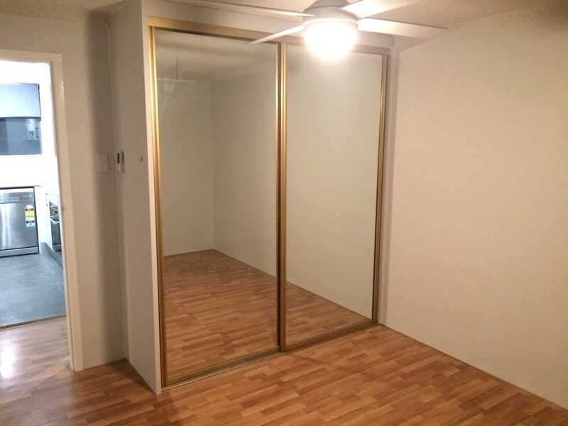 Modern Renovated 2 Bedroom Unit 8
