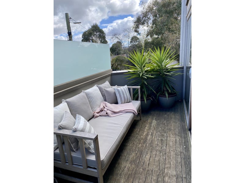 Architectural Designed, Pristine Style, Parkland 9