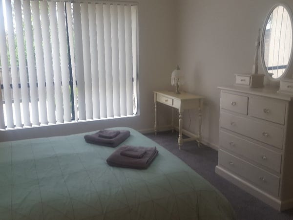 Modern 2 bedroom 2 bathroom 5