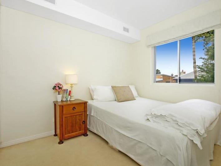 Beautifully furnished one bedroom apartment 5