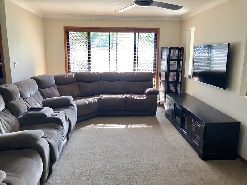 Great Family Home and Entertainers 9