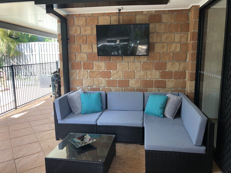 Great Family Home and Entertainers 11