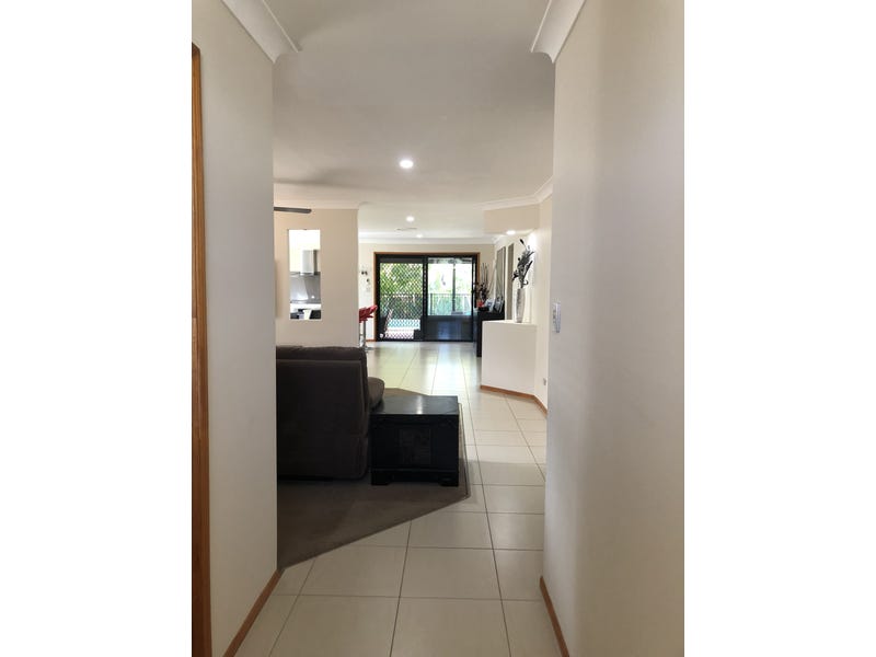 Great Family Home and Entertainers 21