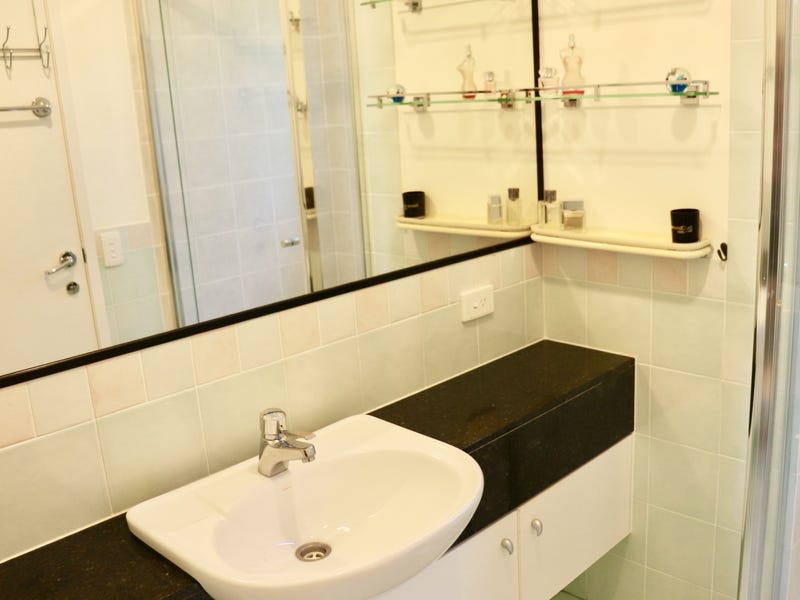 3 bedroom townhouse with beautiful 5