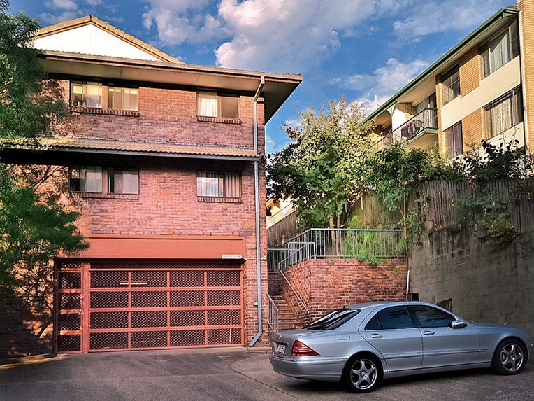 Air Conditioned Centrally Located Apartment 11