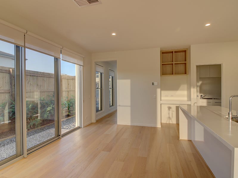 LEASED-4 Bedroom Family Home in 4