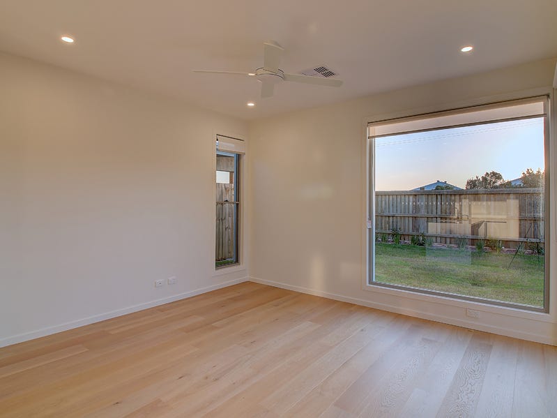 LEASED-4 Bedroom Family Home in 5