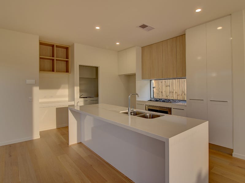 LEASED-4 Bedroom Family Home in 6