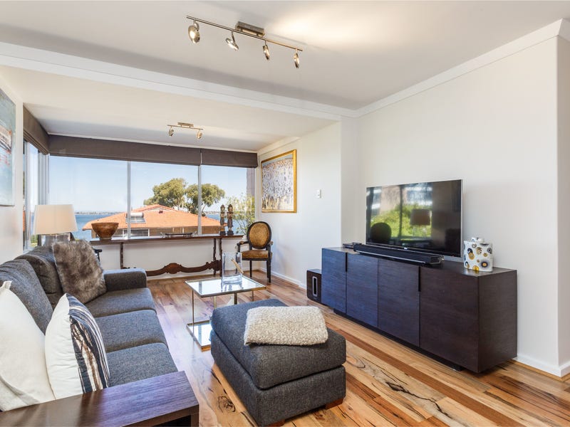 Executive Apartment With River Views 2