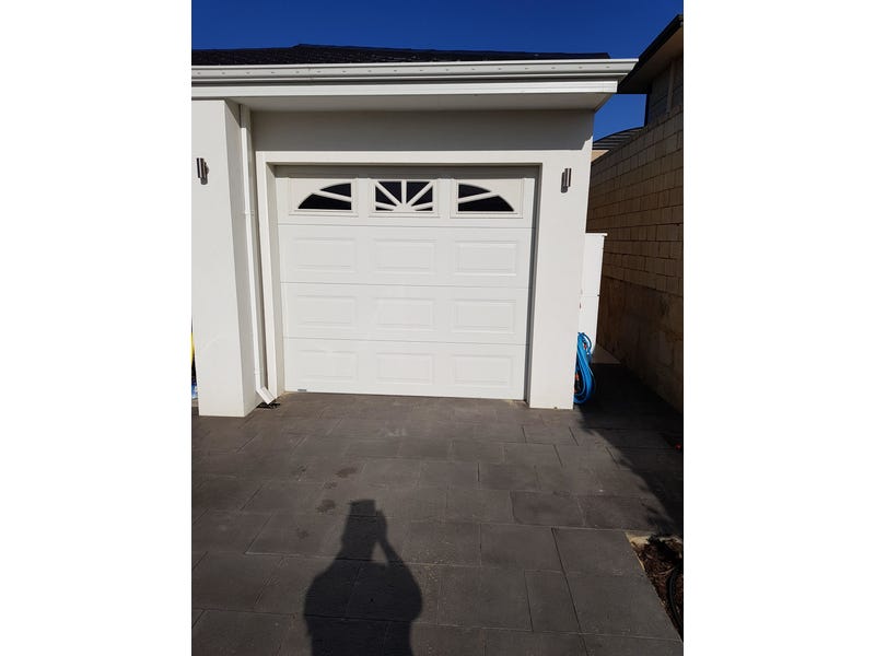 Luxury Unit in Burns Beach 7