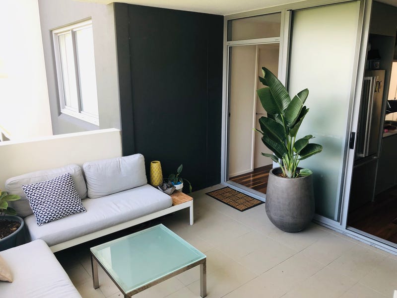 Modern resort style living in 3