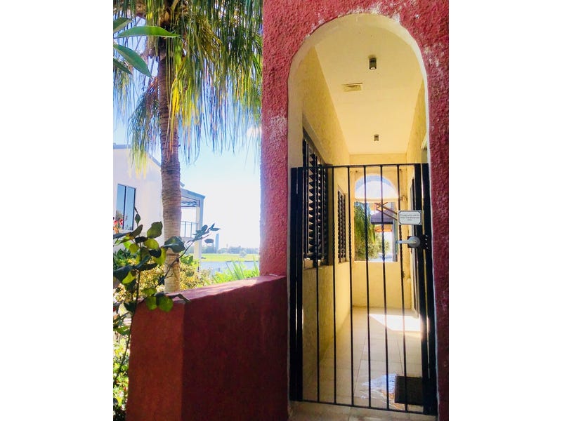 European Living at Beautiful Emerald 4