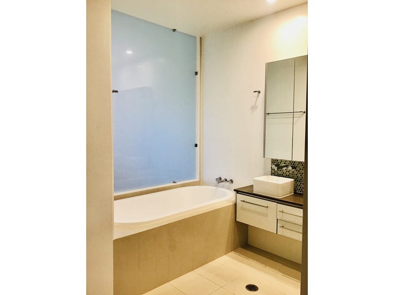 European Living at Beautiful Emerald 8