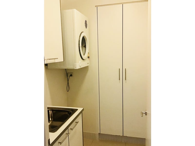 European Living at Beautiful Emerald 11