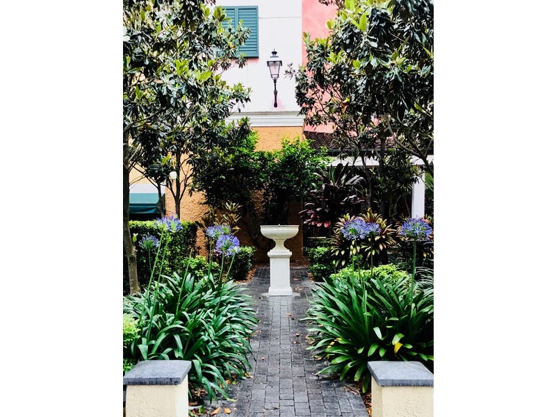 European Living at Beautiful Emerald 13
