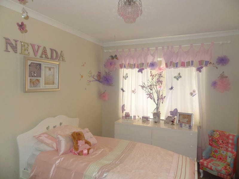 Spacious Home 4 Large Bedrooms 5